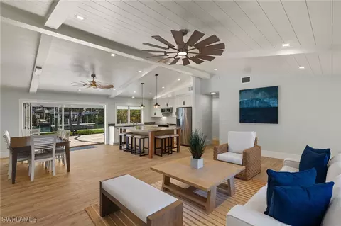 1672 Hibiscus Dr, Sanibel, FL 33957