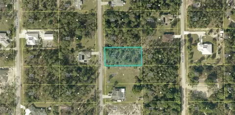 814 Canton Ave, Lehigh Acres, FL 33972