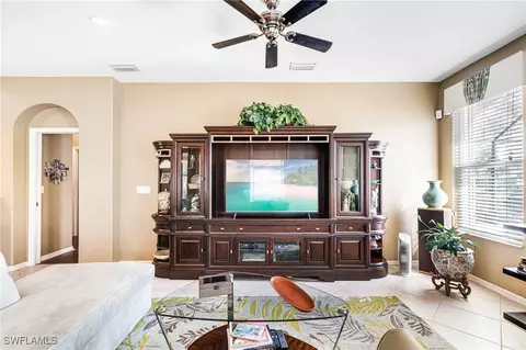 20230 Rookery Dr, Estero, FL 33928 photo 5
