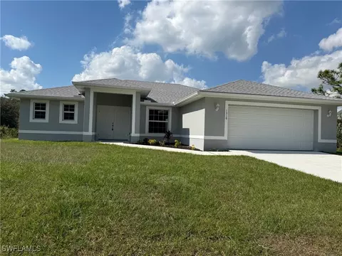 1319 Fifth Ave, Lehigh Acres, FL 33972