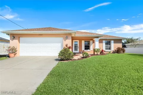 1735 NW 19th St, Cape Coral, FL 33993