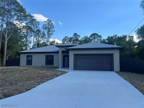 3221 48th St W, Lehigh Acres, FL 33971