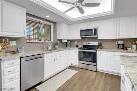 4612 Flagship Dr #303, Fort Myers, FL 33919
