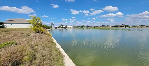 1147 NW 4th Ave, Cape Coral, FL 33993