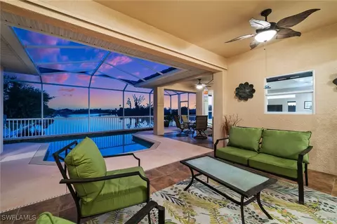 2115 SW 4th St, Cape Coral, FL 33991