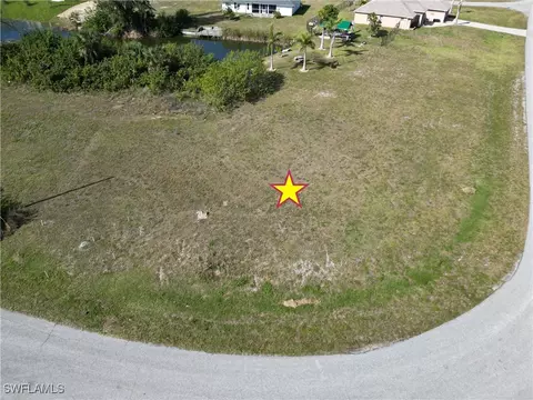 2118 NE 20th St, Cape Coral, FL 33909