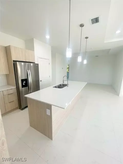 Kitchen - 8023 Piper Ln, Labelle, FL 33935 photo 7 of 8