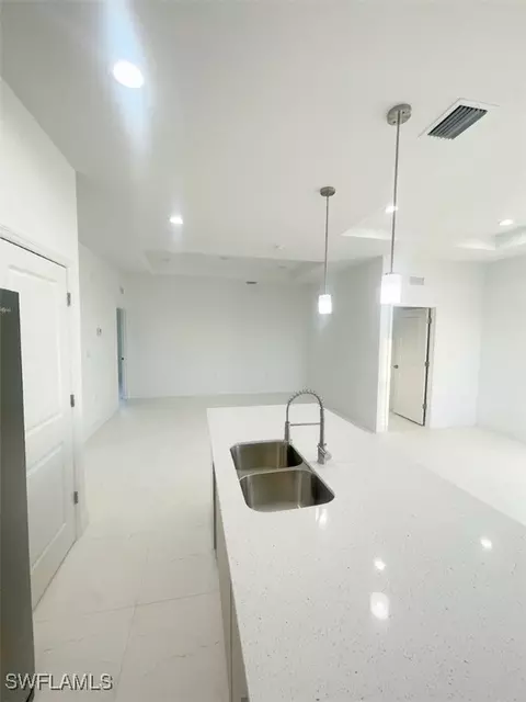 Kitchen - 8023 Piper Ln, Labelle, FL 33935 photo 8 of 8