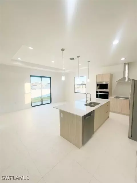 Kitchen - 8023 Piper Ln, Labelle, FL 33935 photo 1 of 8