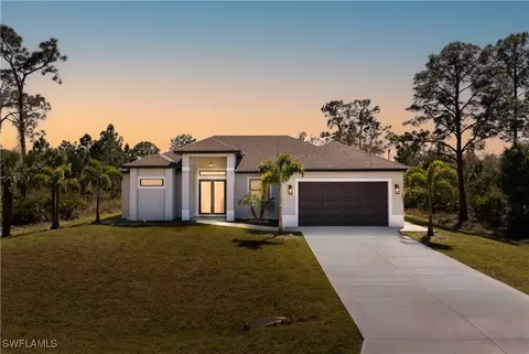 1304 E 7th St, Lehigh Acres, FL 33972