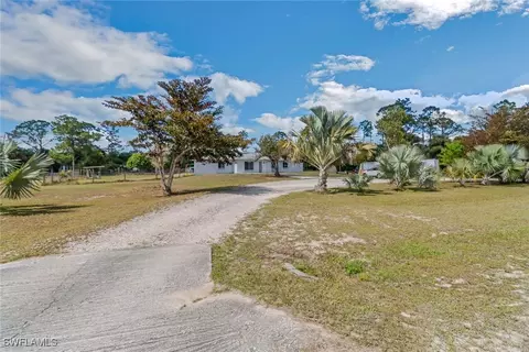 109 16th St NE, Naples, FL 34120