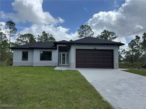 906 Rush Ave, Lehigh Acres, FL 33972