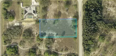 1321 Robert Ave, Lehigh Acres, FL 33972