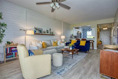 8106 Queen Palm Ln #115, Fort Myers, FL 33966