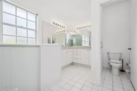Bath - 310 136th Ct E, Bradenton, FL 34212 photo 1 of 4