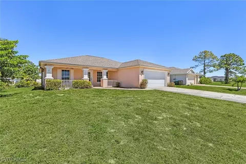 1117 NE 33rd Ter, Cape Coral, FL 33909