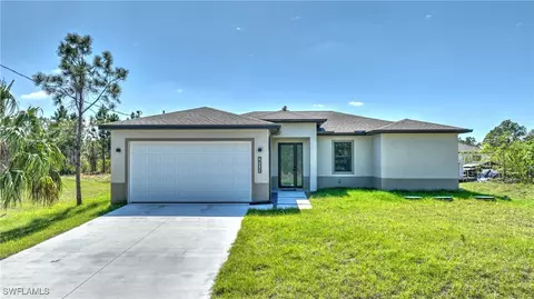 2509 54th St W, Lehigh Acres, FL 33971