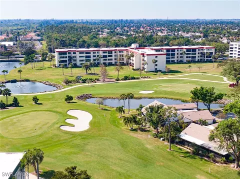 1747 Pebble Beach Dr #213, Fort Myers, FL 33907