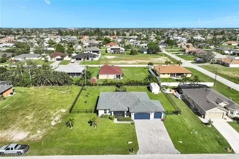 1209 SW 33rd Ter, Cape Coral, FL 33914