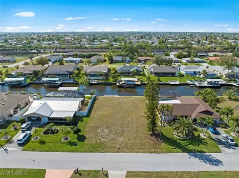 1336 SE 23rd St, Cape Coral, FL 33990