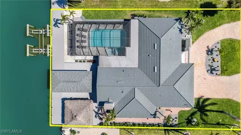 181 Ibis St, Fort Myers Beach, FL 33931