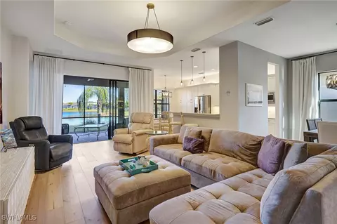 11721 Stonecreek Cir, Fort Myers, FL 33913