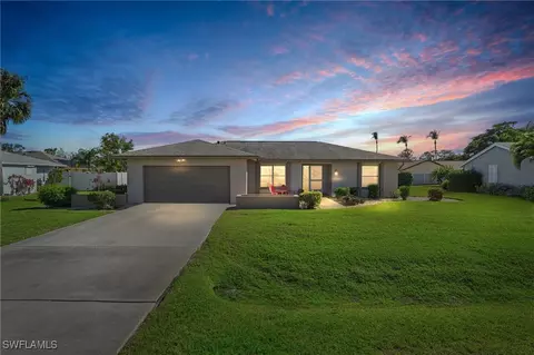 2177 Trailwinds Dr, Fort Myers, FL 33907