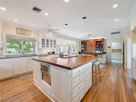 16530 Captiva Dr, Captiva, FL 33924 photo 21