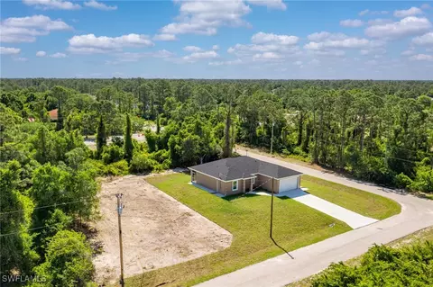 237 Beckley Dr, Lehigh Acres, FL 33974