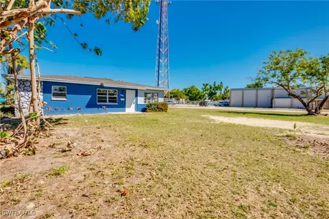 701 Coolidge Ave, Lehigh Acres, FL 33936