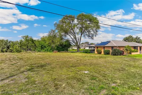 224 SE 23rd Pl, Cape Coral, FL 33990