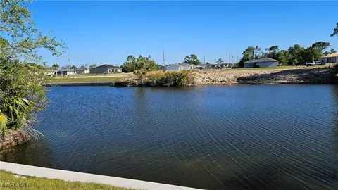 2000 NE 42nd Ter, Cape Coral, FL 33909