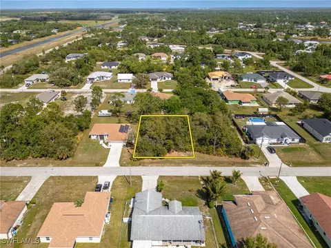 3308 24th St W, Lehigh Acres, FL 33971