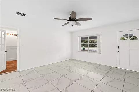 Living - 209 Florida St, Labelle, FL 33935 photo 1 of 4