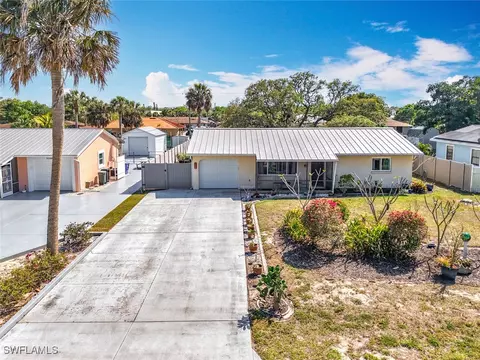 11380 Pendleton St, Bonita Springs, FL 34135