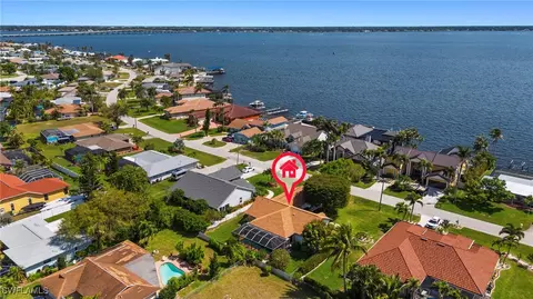 2243 SE 28th St, Cape Coral, FL 33904