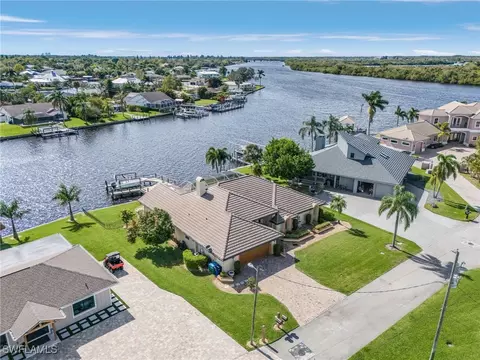 13290 Island Rd, Fort Myers, FL 33905