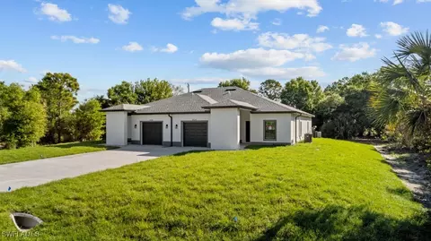 5023 Centennial Blvd #5025, Lehigh Acres, FL 33971