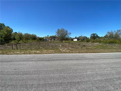 1607 Mckinley Ave, Lehigh Acres, FL 33972