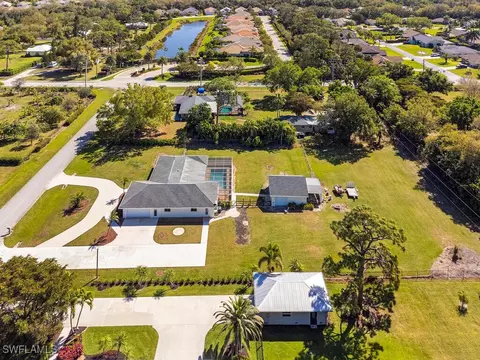 9520 Coralee Ave, Estero, FL 33928 photo 23