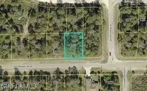 913 Milwaukee Blvd, Lehigh Acres, FL 33974