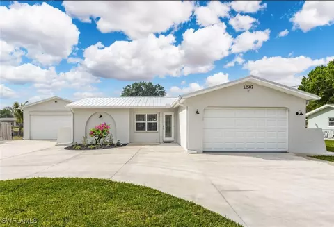 12507 River Rd, Fort Myers, FL 33905