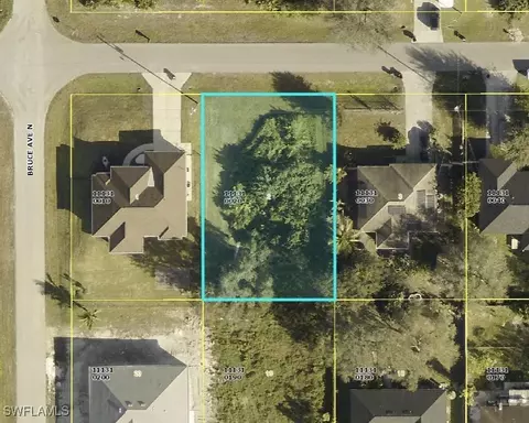 3733 14th St W, Lehigh Acres, FL 33971