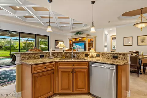 Kitchen - 9209 Veneto Ln, Naples, FL 34113 photo 4 of 5