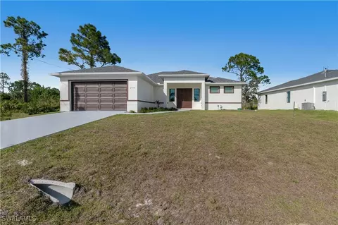 2510 33rd St SW, Lehigh Acres, FL 33976