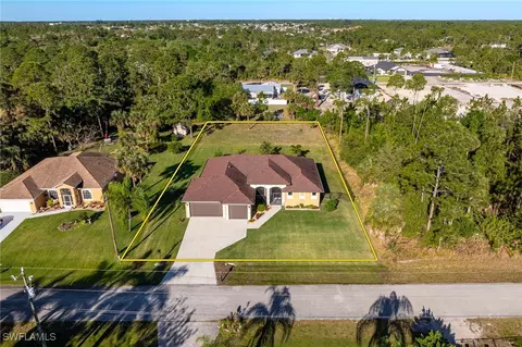 711 Henry Ave, Lehigh Acres, FL 33972