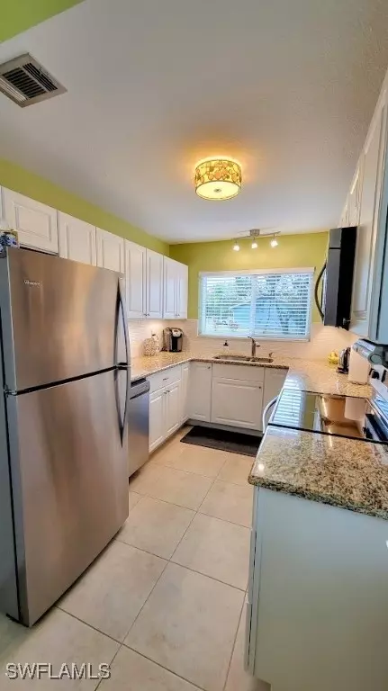 Kitchen - 2015 Schooner Dr, Labelle, FL 33935 photo 1 of 1