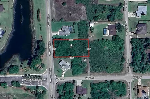 702 Williams Ave, Lehigh Acres, FL 33972