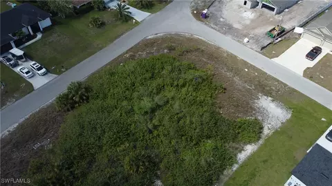 310 Progress Ave, Lehigh Acres, FL 33974 photo 3