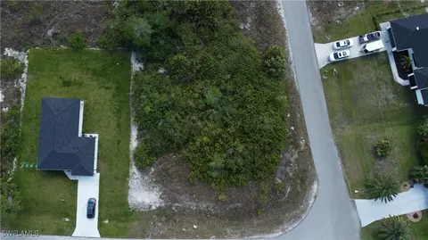 310 Progress Ave, Lehigh Acres, FL 33974 photo 4